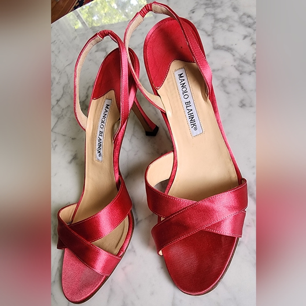 Manolo Blahnik Satin Slingback Heel Sandals Size 39.5